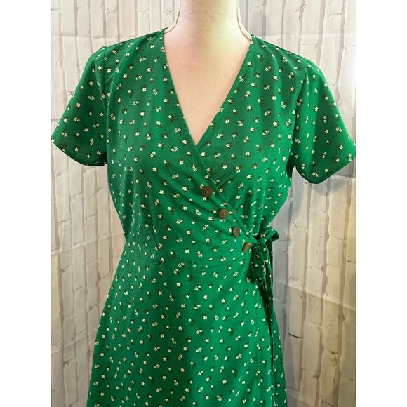 E&M Green Wrap Sz L - Picture 3 of 12